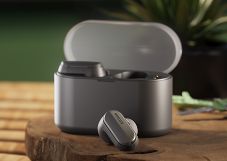 Detailn&yacute; obr&aacute;zok sl&uacute;chadiel Philips T6908 s puzdrom