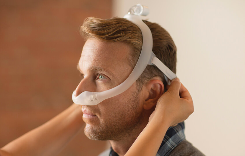 Nosov&aacute; maska: krok 4, p&ocirc;vodn&yacute; hlavov&yacute; popruh